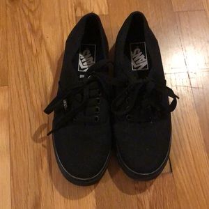 Women’s 6.5 All Black Vans